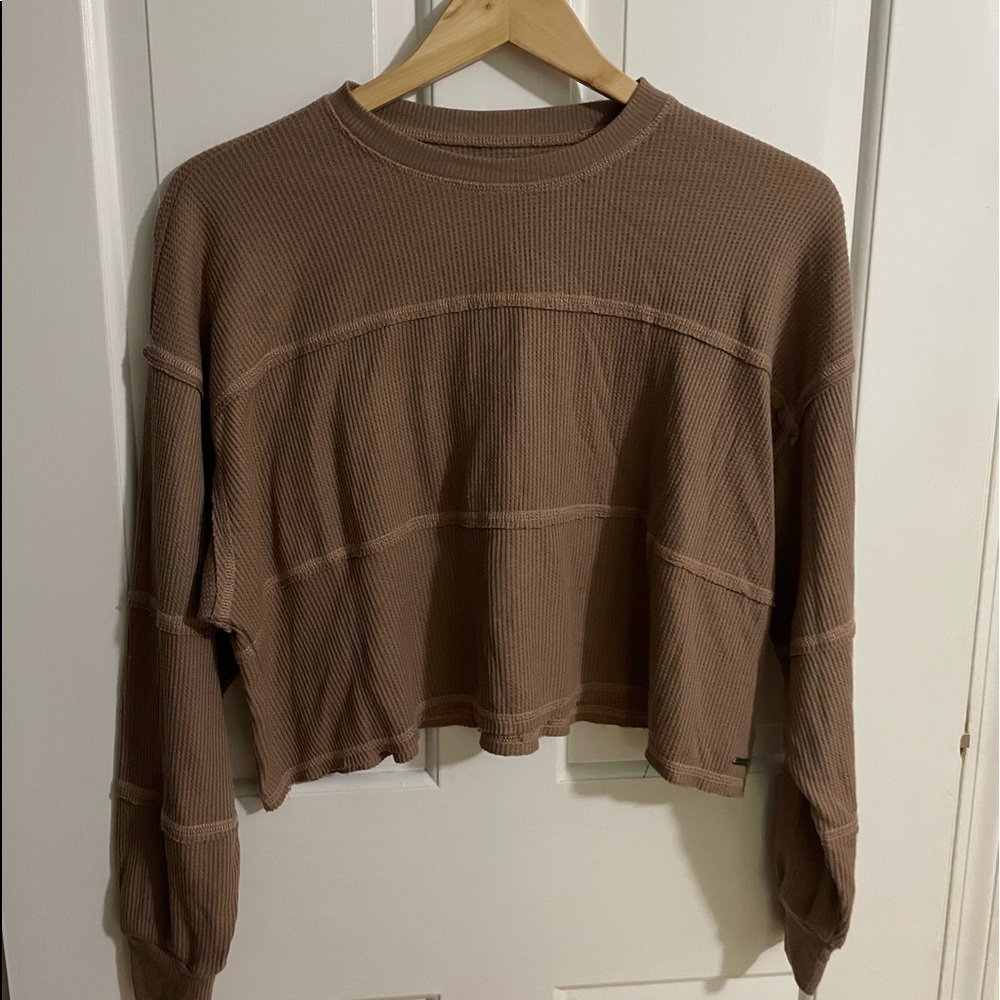 Hollister Waffle Knit Cropped Long Sleeve Size S